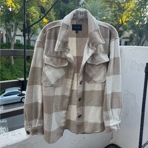 Love Tree Women’s Flannel Shacket Jacket - Tan and Cream